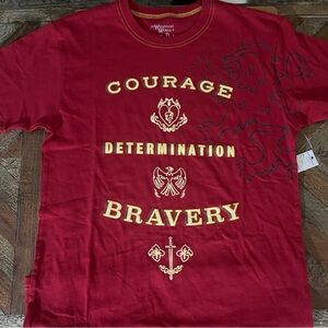 Universal Studios The Wizarding World of Harry Potter Geyffendor House Tee shirt